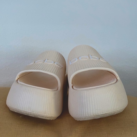 BEBE Plushy Bone Ivory bebe Logo Strap Ivory High Platform Sandals Flip-on 6/7 - Picture 5 of 7